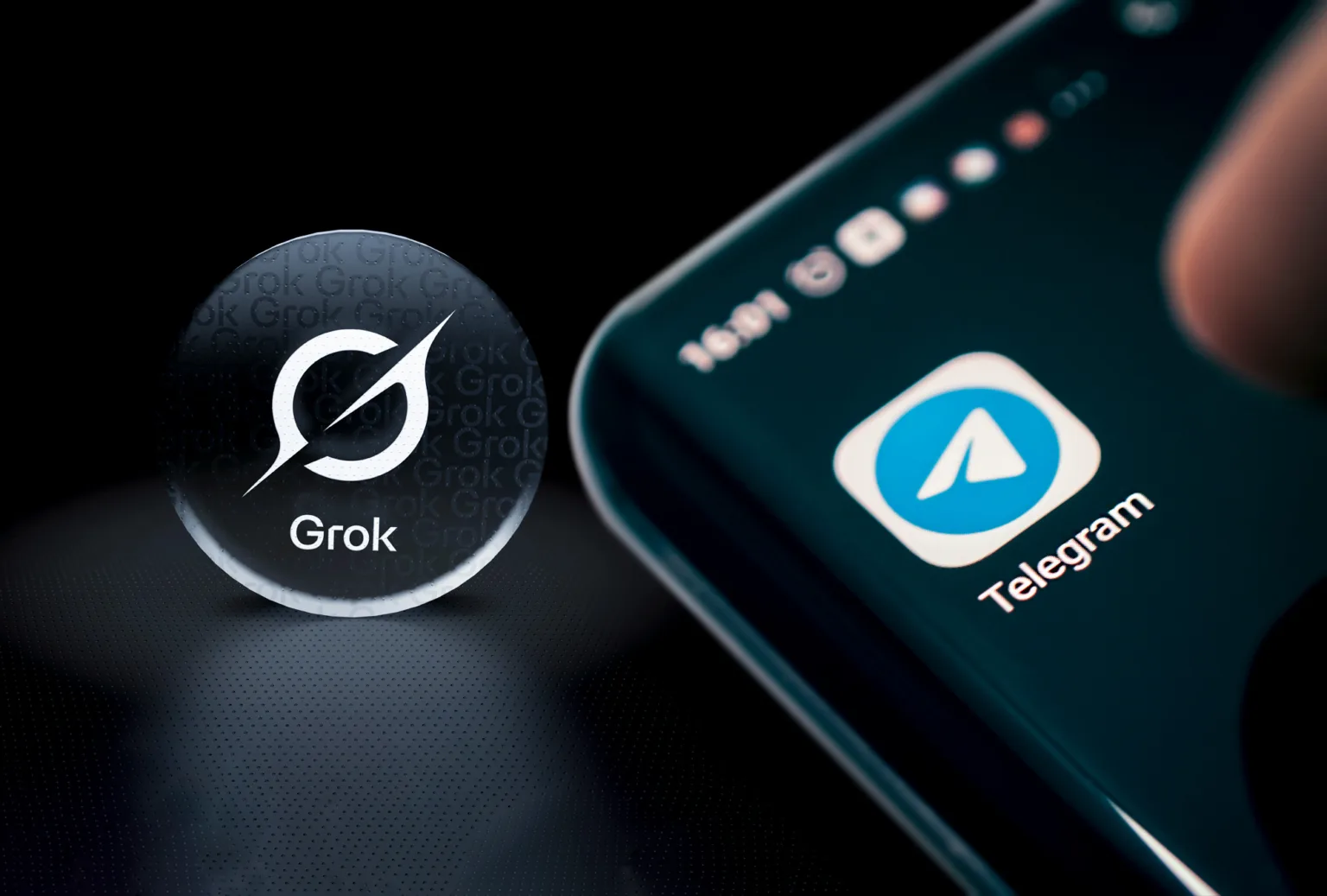Telegram para integrar Grok